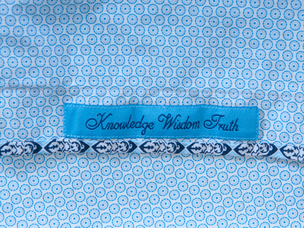 Robert Graham Blue and White Geometric Print Short Sleeve Shirt