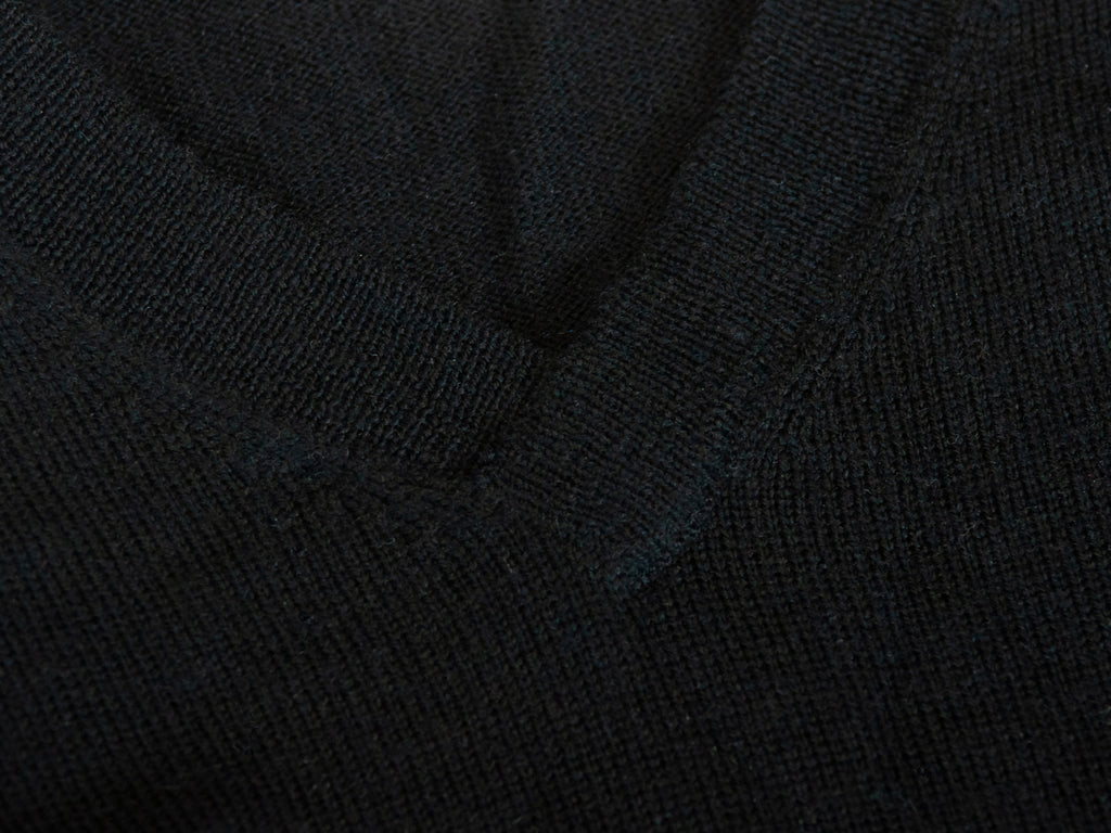 Saks Fifth Avenue NWT Black Merino Wool V-Neck Sweater