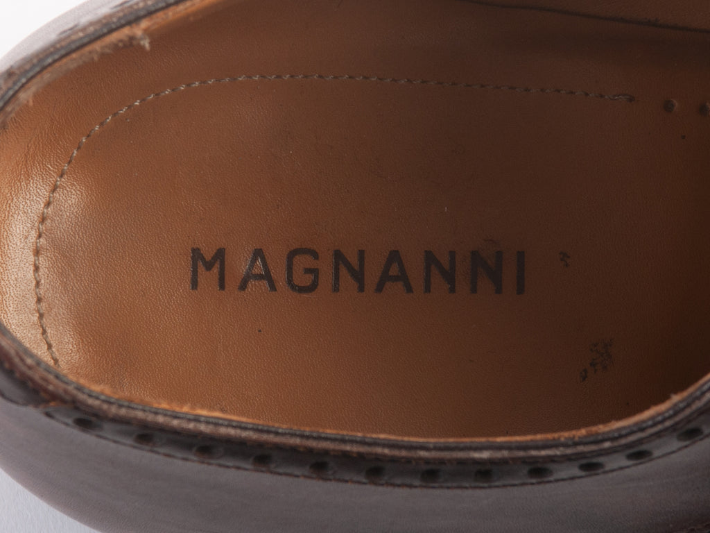 Magnanni Wingtip Derby Shoes