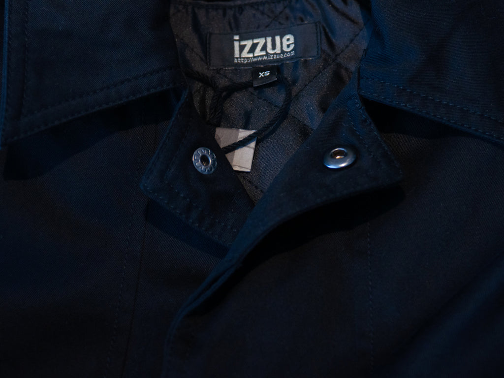 Izzue NWT Black Pleated Cape Coat