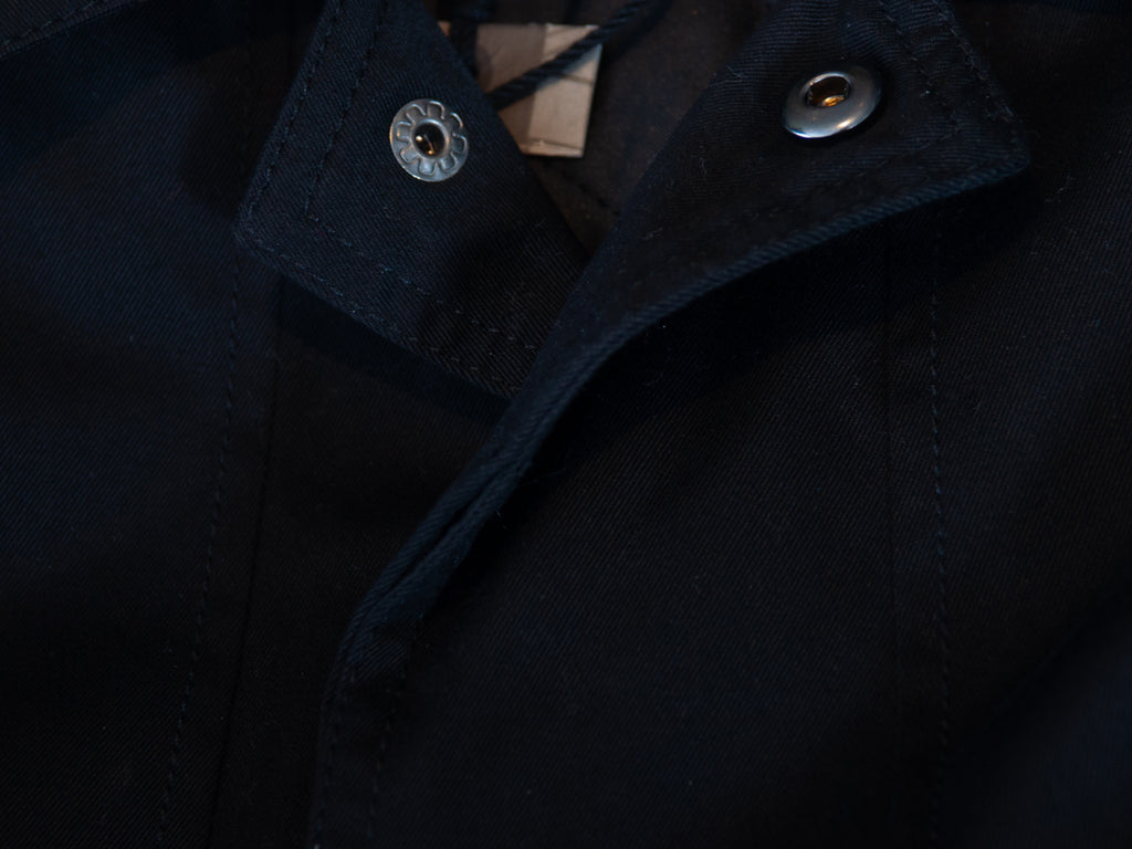 Izzue NWT Black Pleated Cape Coat