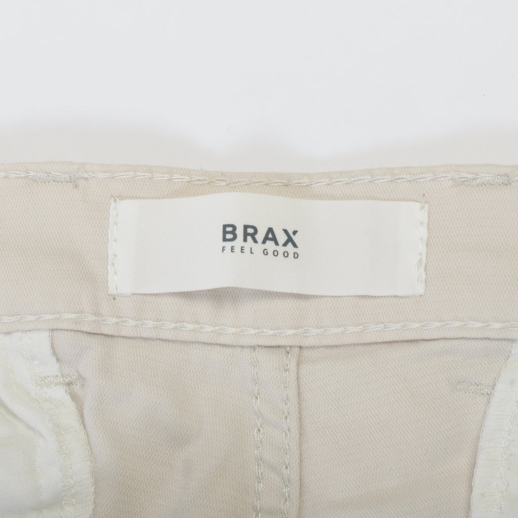 Brax Beige Silvio Pants at Luxmrkt Mens Luxury Consignment Edmonton luxmrkt.ca luxmrkt.com