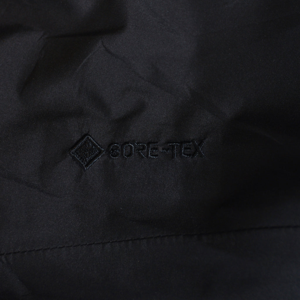 Arc’Treyx NWT Black Gore-Tex Beta LT Jacket