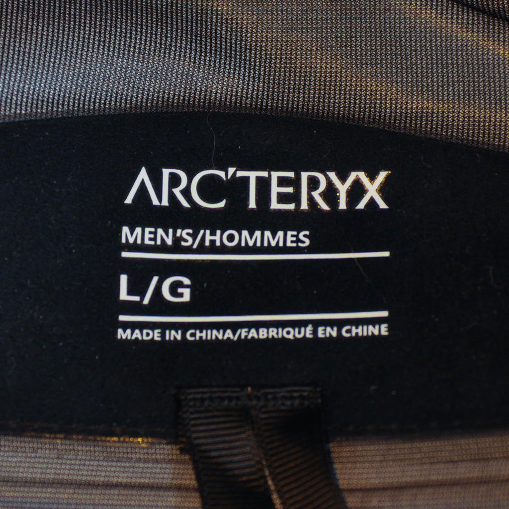 Arc’Treyx NWT Black Gore-Tex Beta LT Jacket