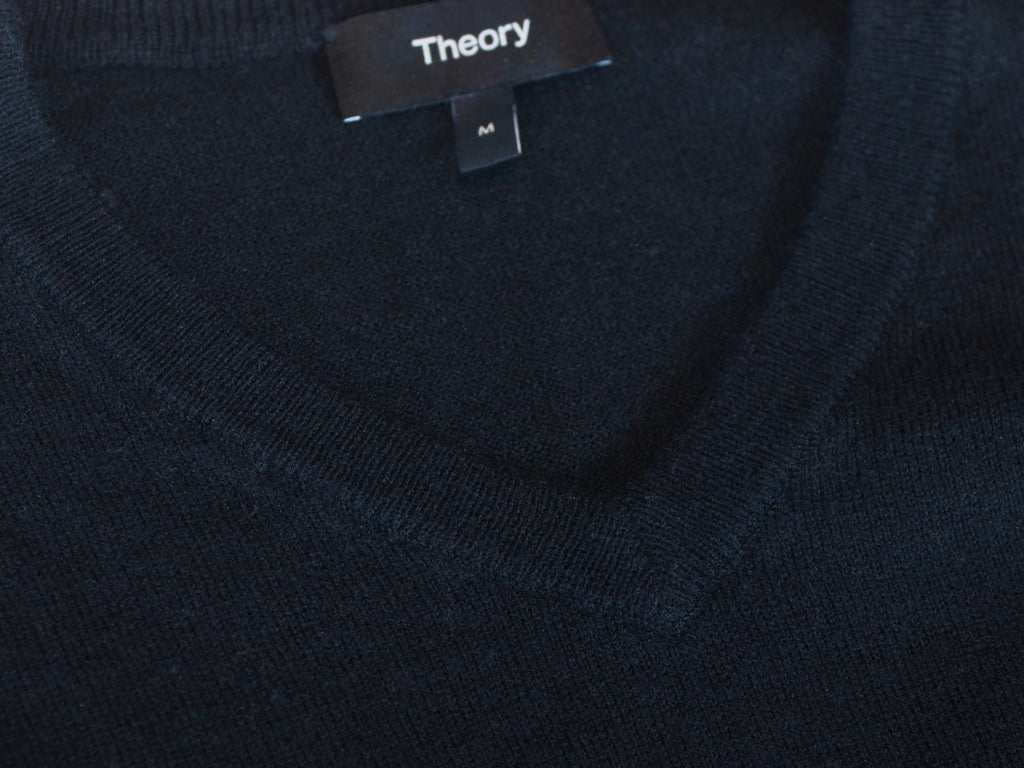 Theory Black Riland P_Harman V-Neck Sweater