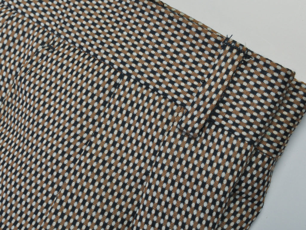 Homme+ Oslo Crop Trousers at Luxmrkt Mens Luxury Consignment Edmonton luxmrkt.ca luxmrkt.com
