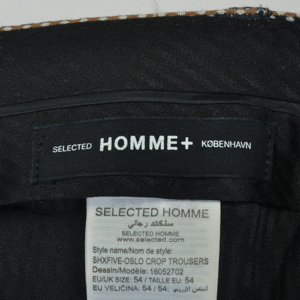Homme+ Oslo Crop Trousers at Luxmrkt Mens Luxury Consignment Edmonton luxmrkt.ca luxmrkt.com
