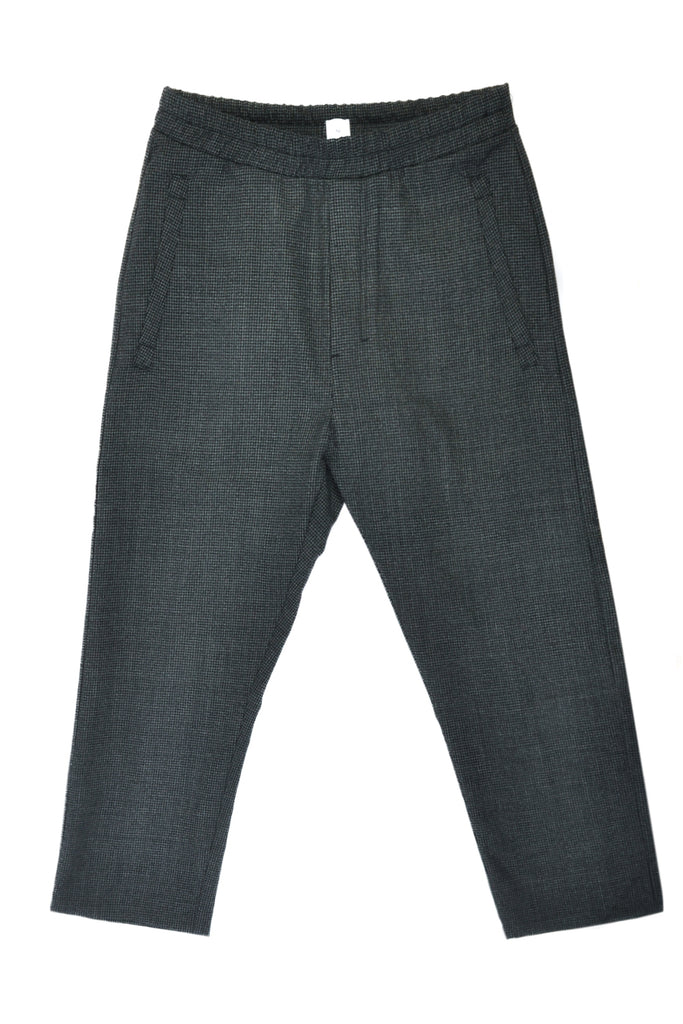 7d Twenty-One Cropped Pants at Luxmrkt Mens Luxury Consignment Edmonton luxmrkt.ca luxmrkt.com