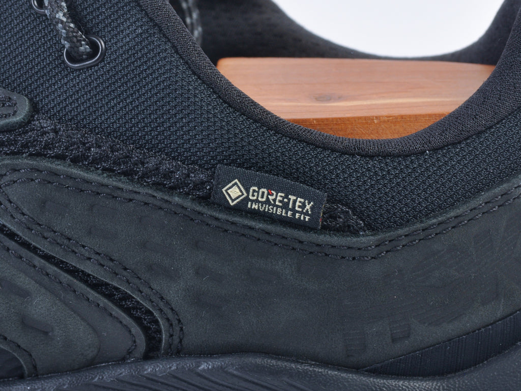 Hoka Black Anacapa 2 Low