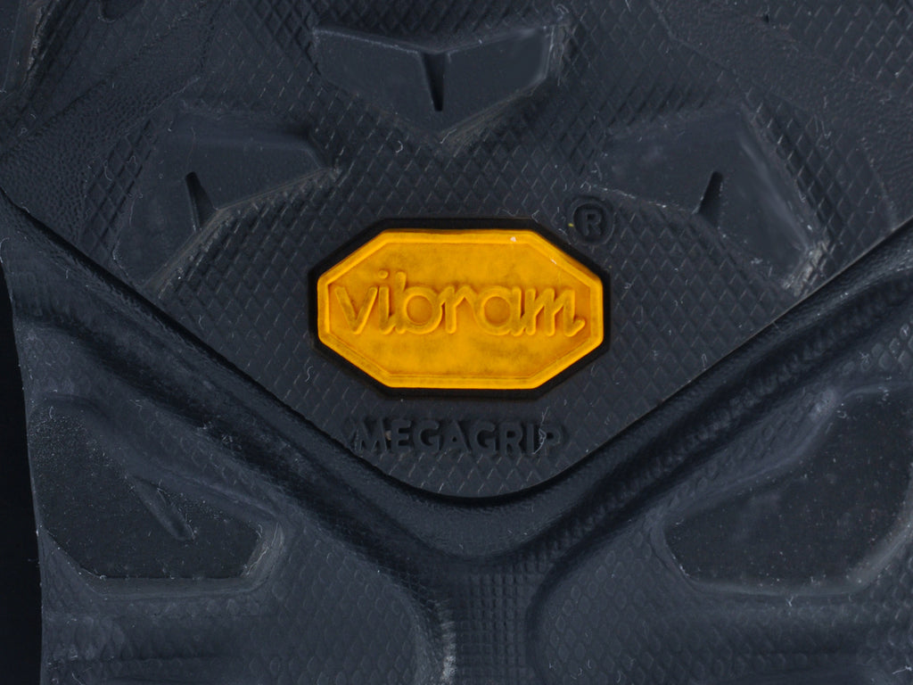 Hoka Black Anacapa 2 Low