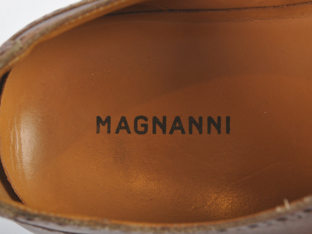Magnanni Brown Wingtip Dress Sneakers