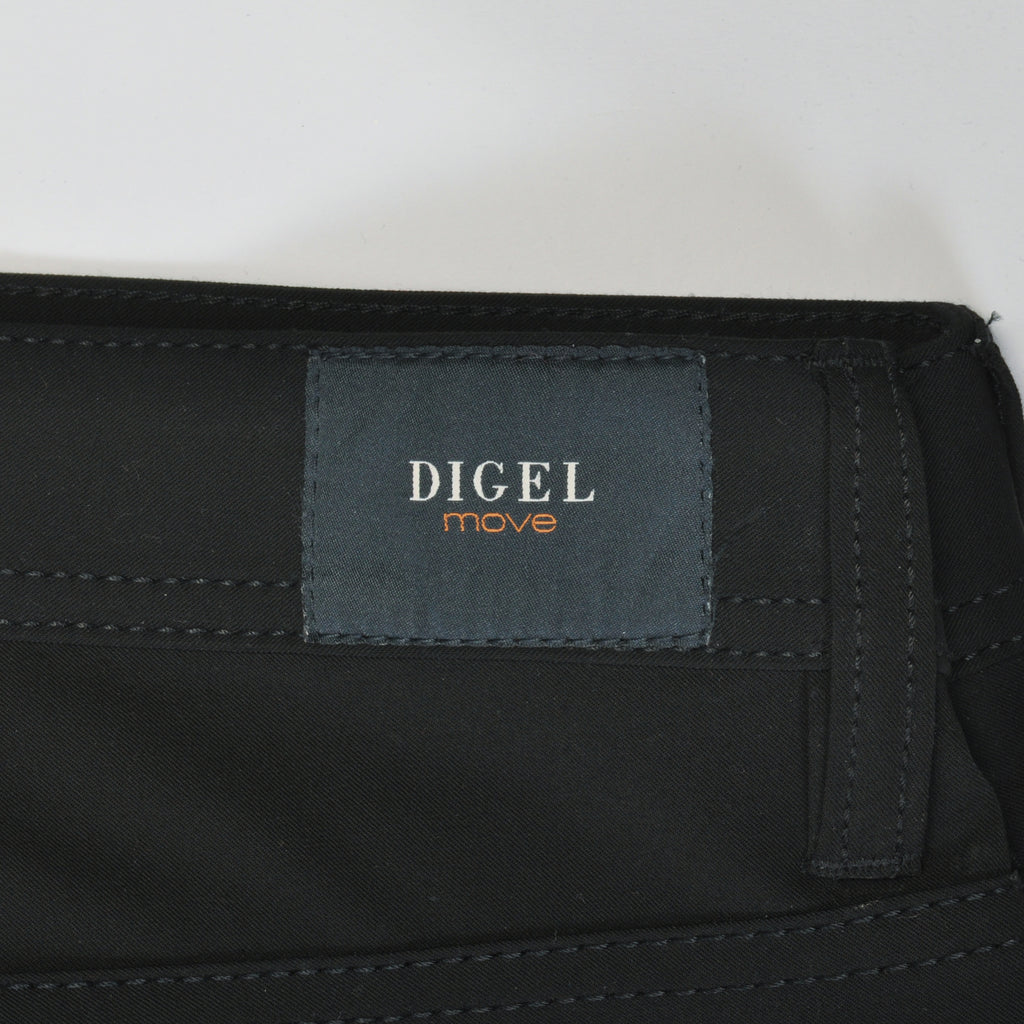 Digel Move Black 5-Pocket Pants at Luxmrkt Mens Luxury Consignment Edmonton luxmrkt.ca luxmrkt.com