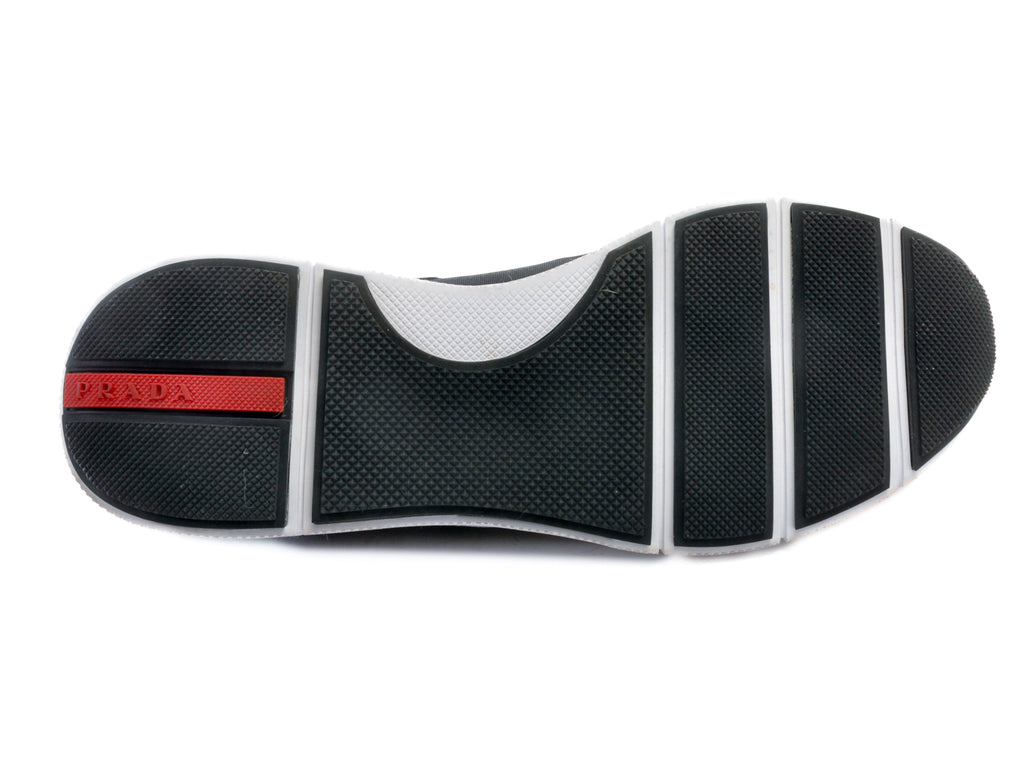 Prada Black Runners at Luxmrkt Mens Wear Luxury Consignment Edmonton luxmrkt.ca luxmrkt.com