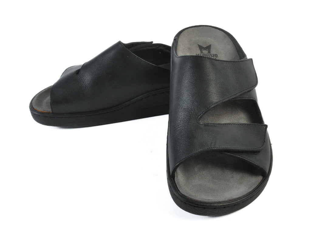 Mephisto NWOB Black Mobils Sandals