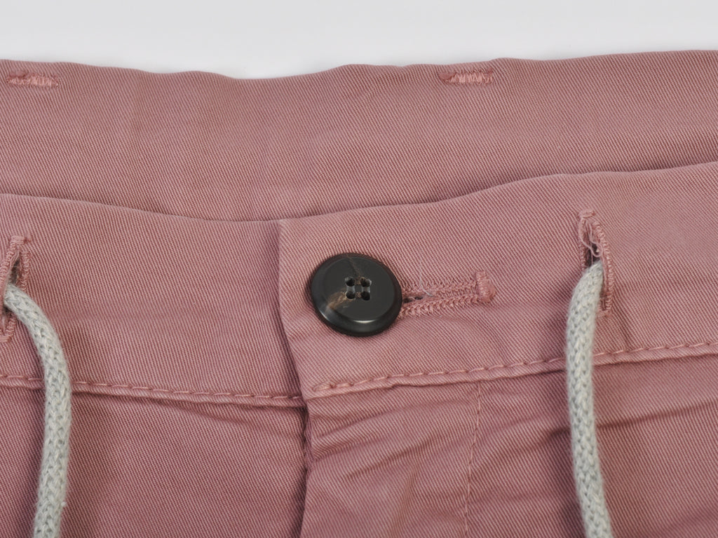 Eleventy Platinum Ash Pink Pleated Shorts