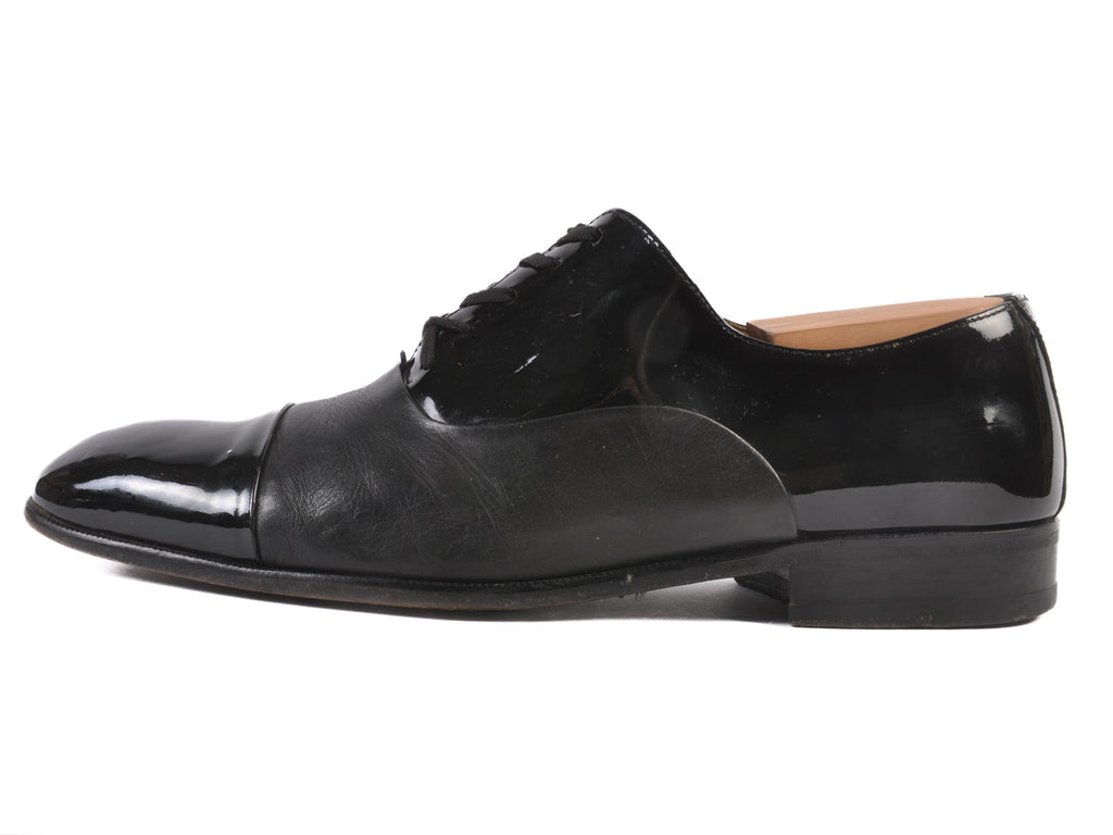 Magnanni Black Patent Cap Toe Oxfords