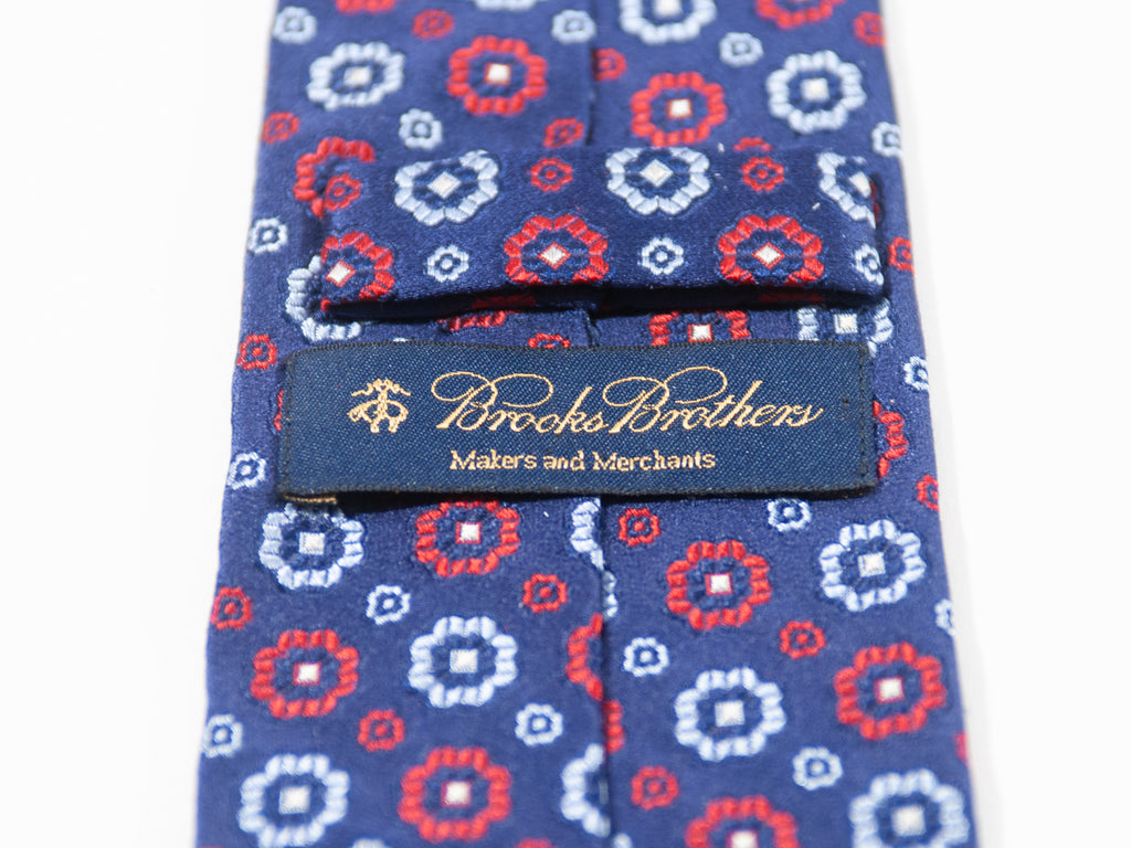 Brooks Brothers Navy Blue Floral Italian Silk Tie for Luxmrkt.com Menswear Consignment Edmonton