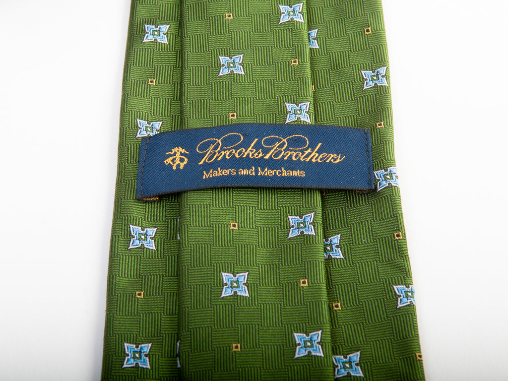 Brooks Brothers Green Floral Italian Silk Tie for Luxmrkt.com Menswear Consignment Edmonton