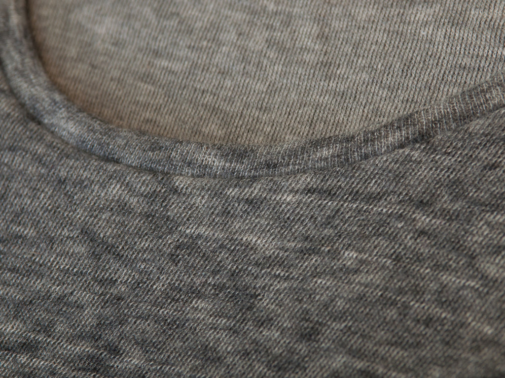 Hugo Boss Marled Grey Cotton Blend Sweater at Luxmrkt.com menswear consignment Edmonton.