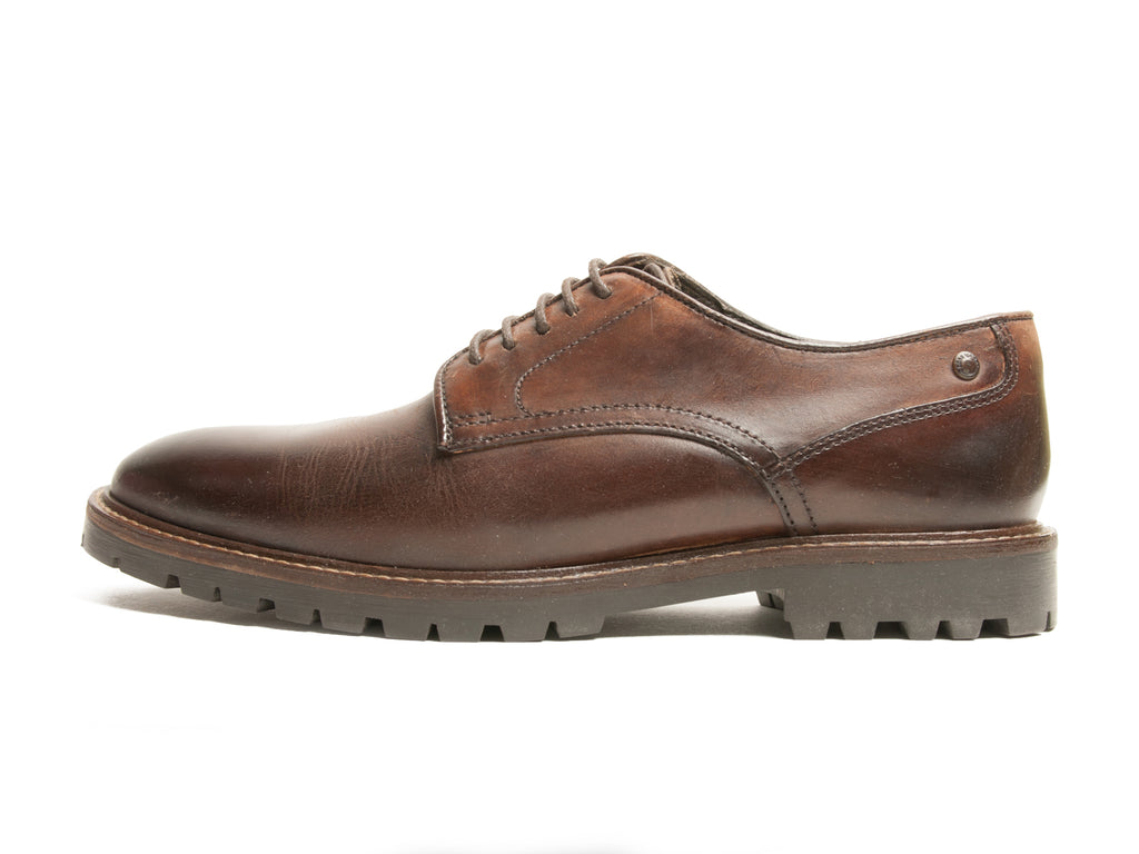 Base London Barrage Shoes in Washed Brown